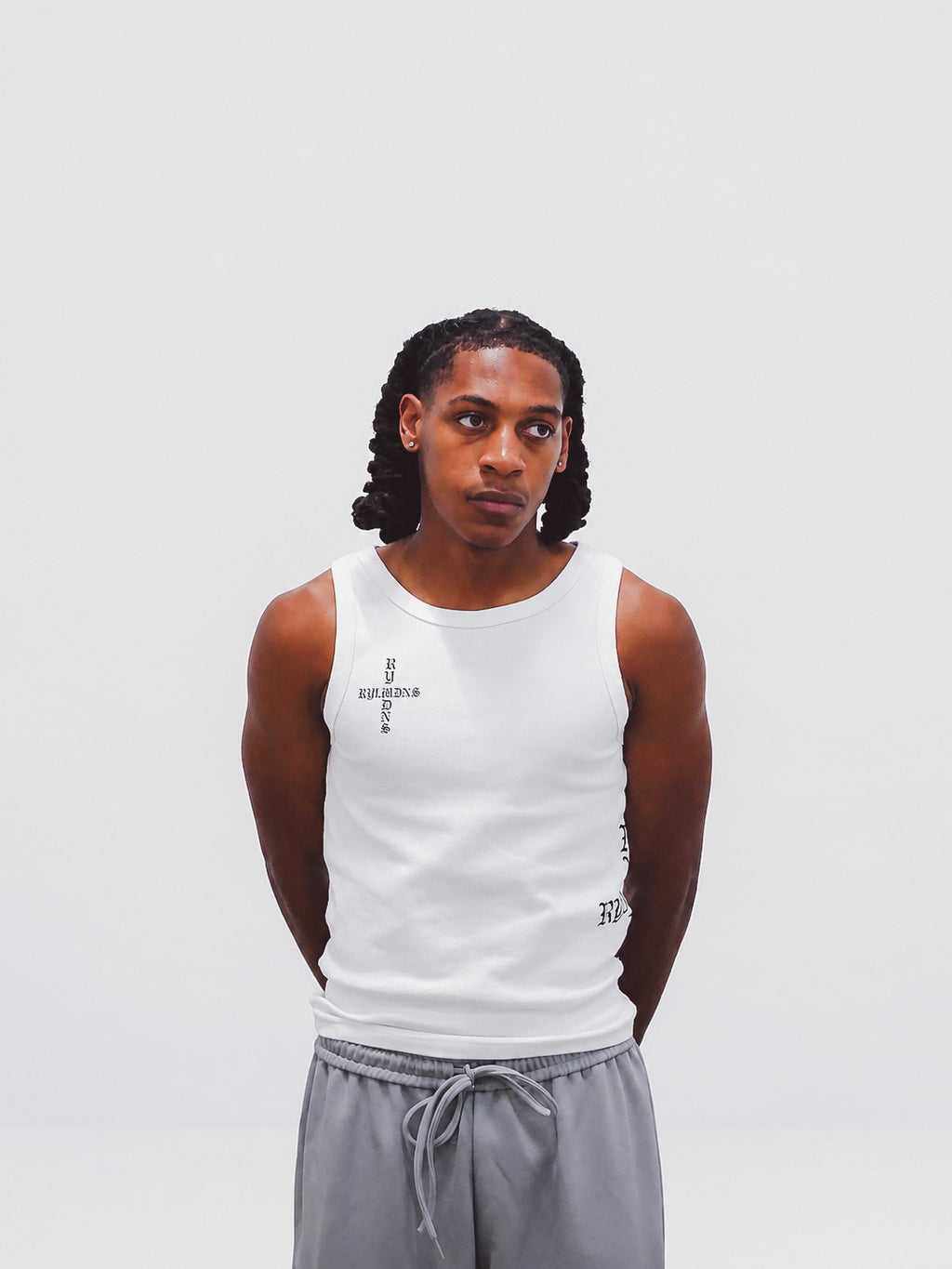 WHITE TANK