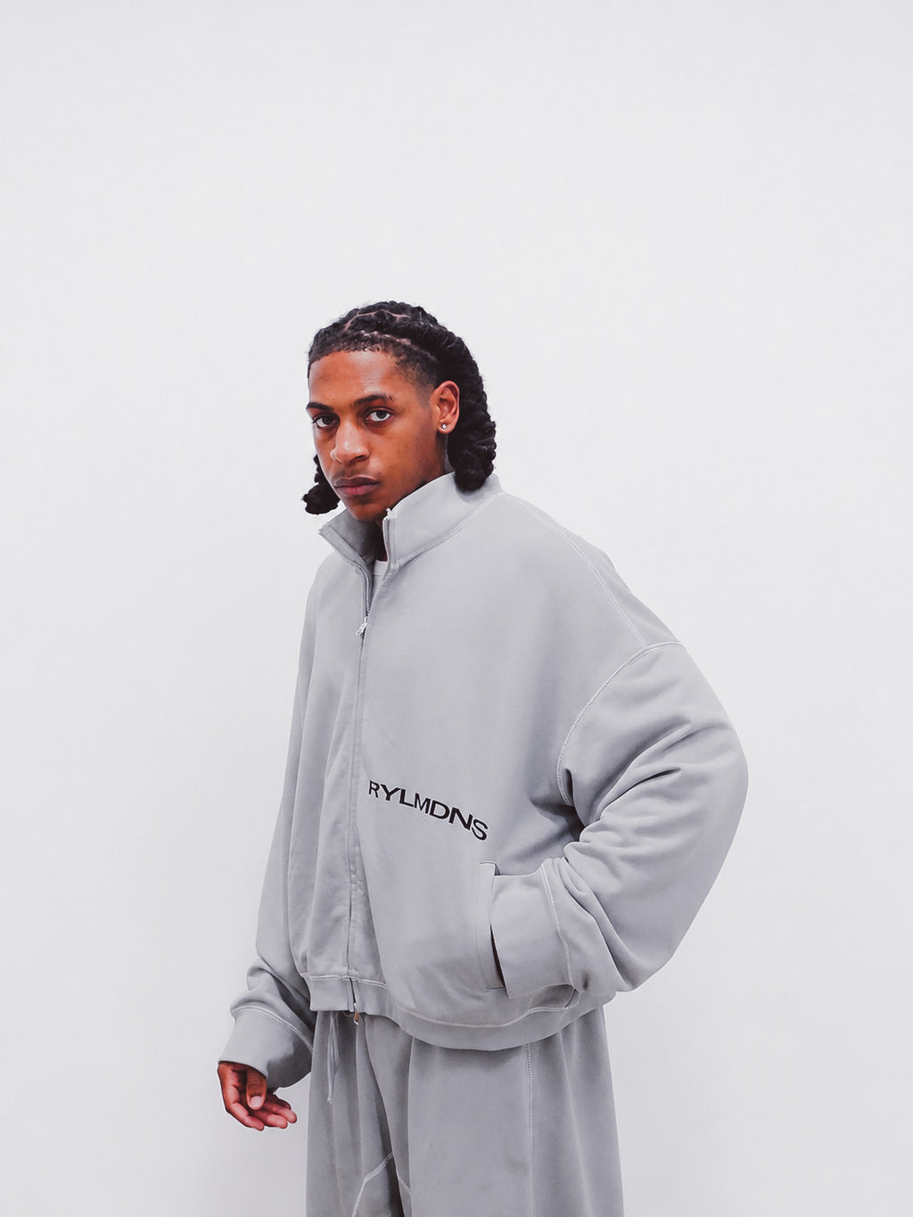 GREY ZIP JACKET + SHORTS