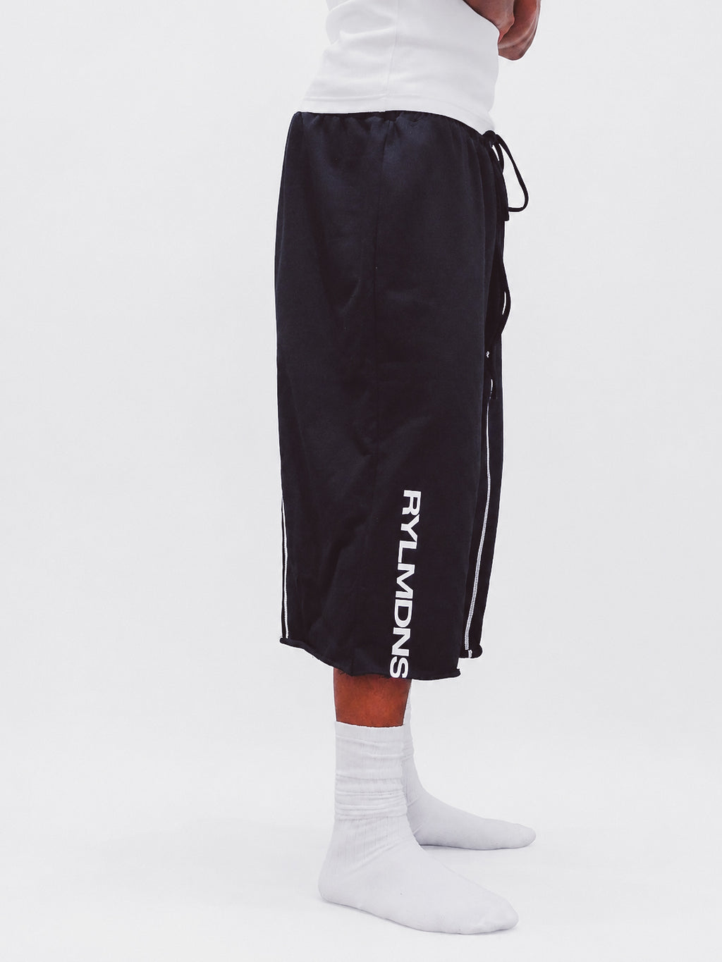 BLACK COZY ZIP HOODIE + SHORTS