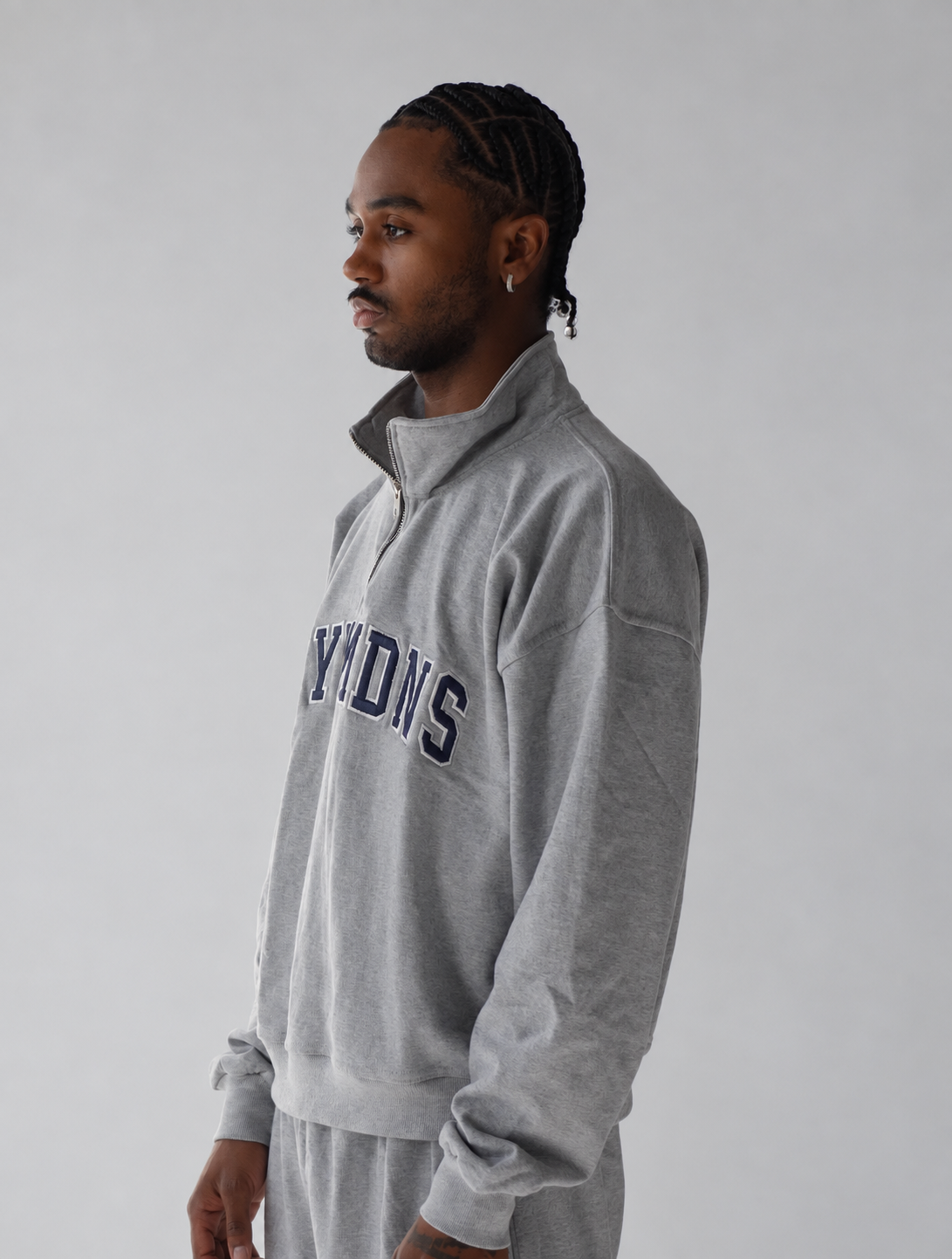 GREY QUARTER ZIP + SWEATS